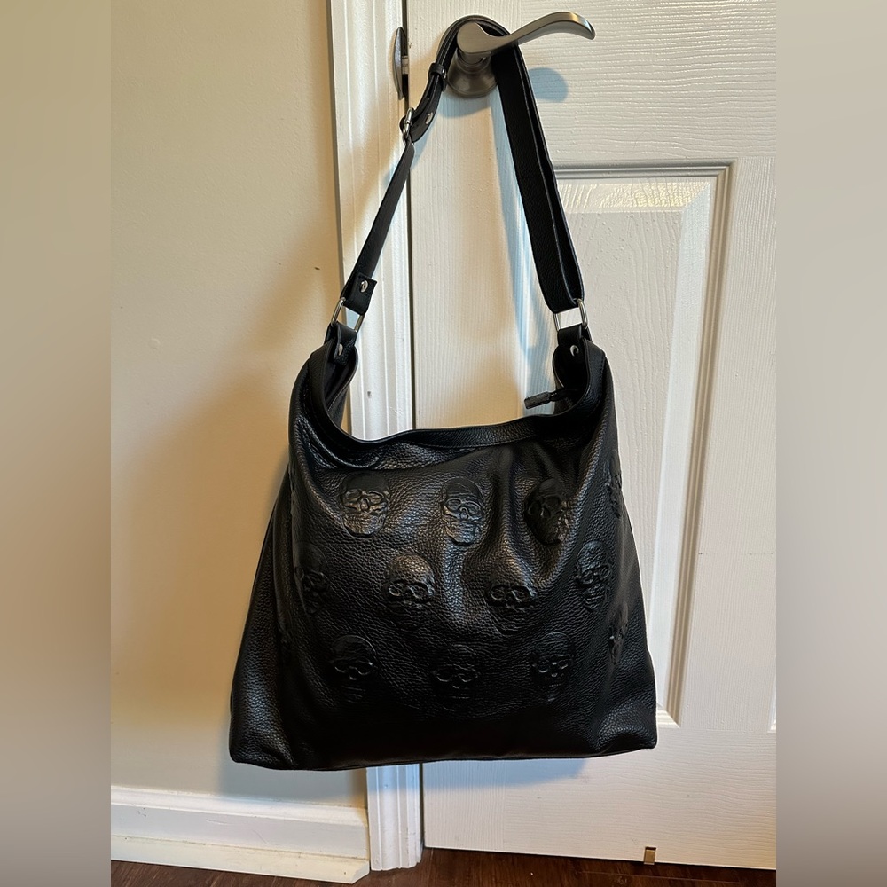 IO Pelle skull hobo Black Embossed Skull Shoulder Bag